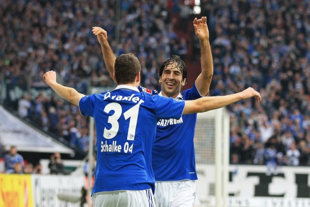 牢牢占据前 牢牢占据前