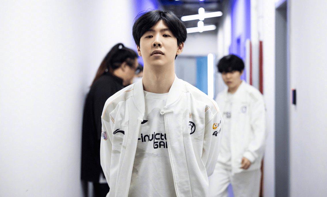 暗示着巴黎 暗示着巴黎