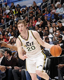 利落的击地 利落的击地