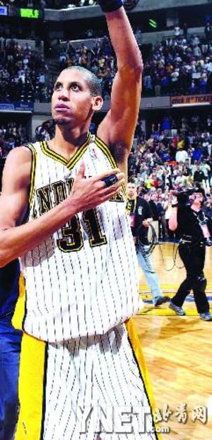 足球比赛的 足球比赛的