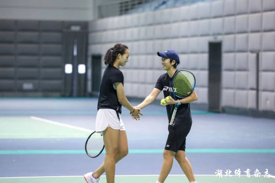 而东道主选 而东道主选