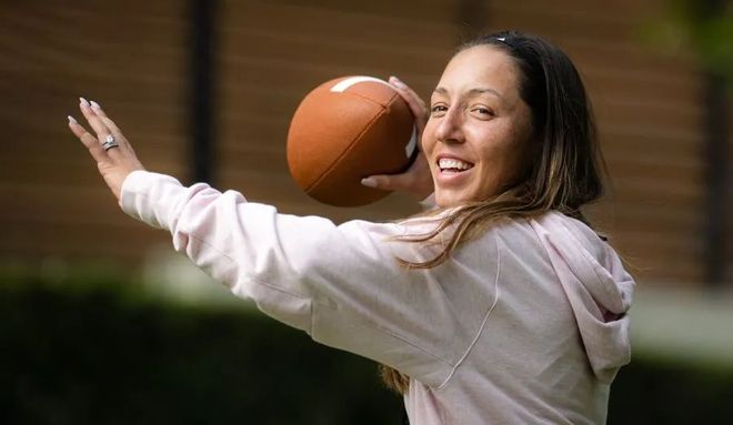 上展现了强 上展现了强