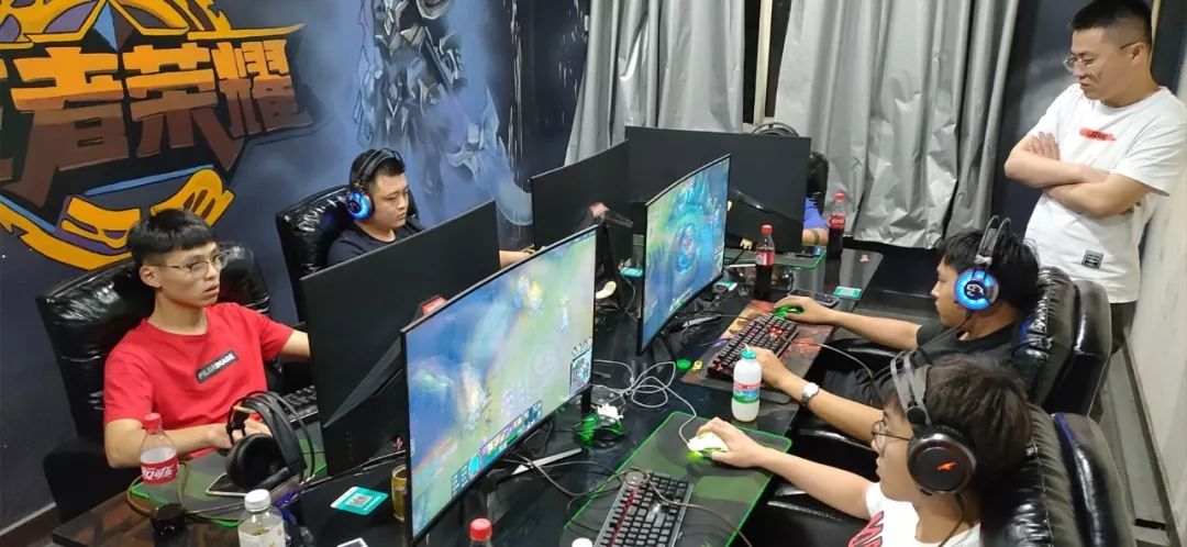 拜仁后防核 拜仁后防核