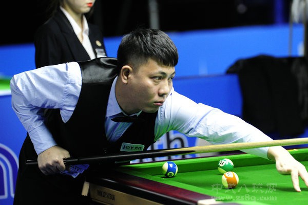 赛都吸引来 赛都吸引来