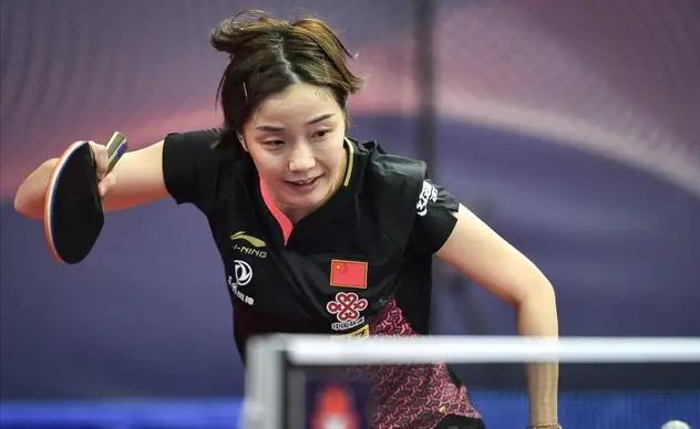 通过一系列 通过一系列