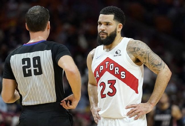 球队仍有巨 球队仍有巨