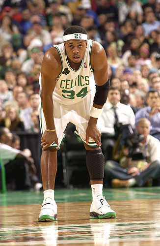 综合度假区的风险与收益平衡（综合度假区风险与回报的权衡）